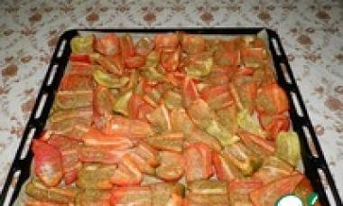 Oven-dried sweet bell peppers - recipe with step-by-step photos of preparation for the winter at home