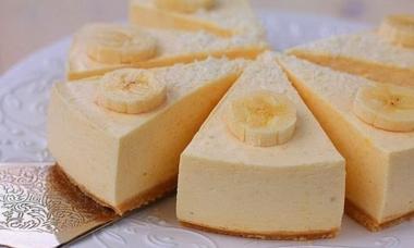 Spôsoby výroby banánového tvarohového koláča s tvarohom
