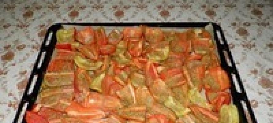 ओव्हन-वाळलेल्या गोड भोपळी मिरची - हिवाळ्यासाठी घरी स्वयंपाक करण्याच्या चरण-दर-चरण फोटोंसह एक कृती